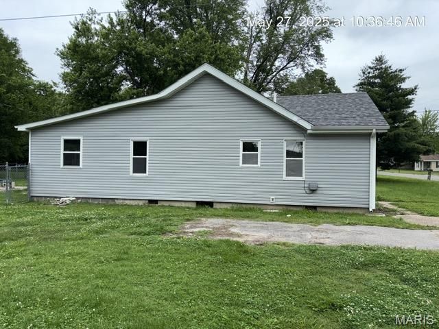 327 Illinois Avenue, Sikeston, MO 63801