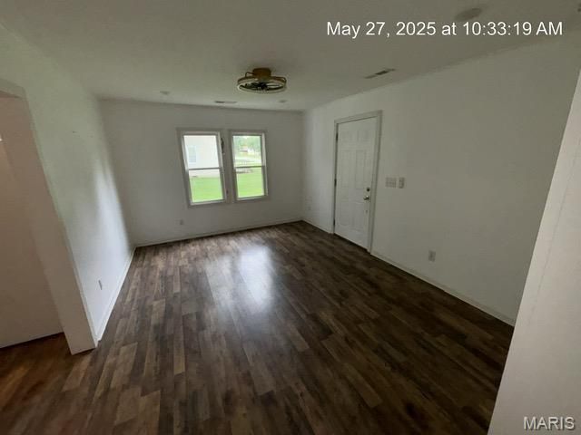 327 Illinois Avenue, Sikeston, MO 63801