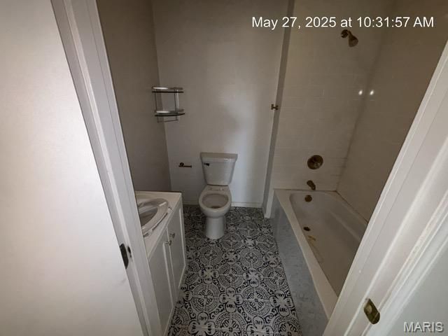 327 Illinois Avenue, Sikeston, MO 63801