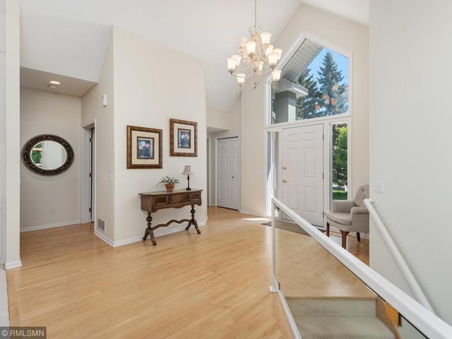 4085 Everest Lane N, Plymouth, MN 55446