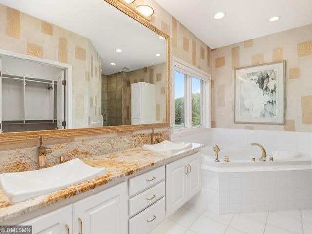 4085 Everest Lane N, Plymouth, MN 55446