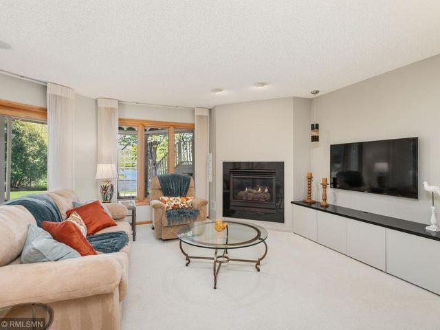 4085 Everest Lane N, Plymouth, MN 55446