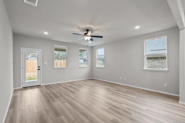 6618 Comanche Valley, San Antonio, TX 78247