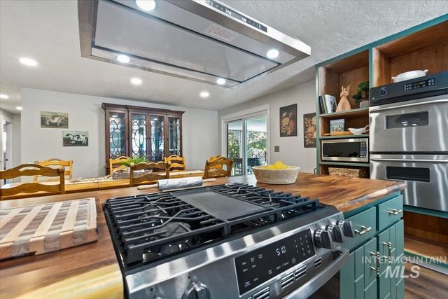 7646 W Colt Dr, Boise, ID 83709