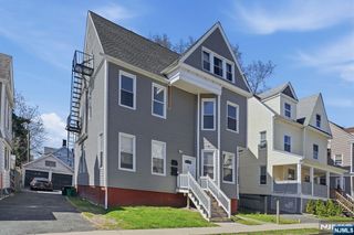 7 Prospect Terrace, East Orange, NJ 07017