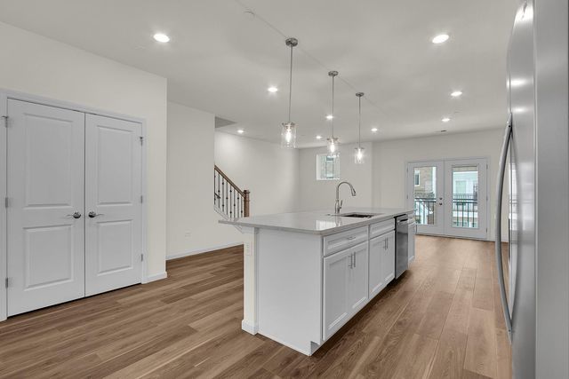 6275 Sandbelt Drive, Lisle, IL 60532