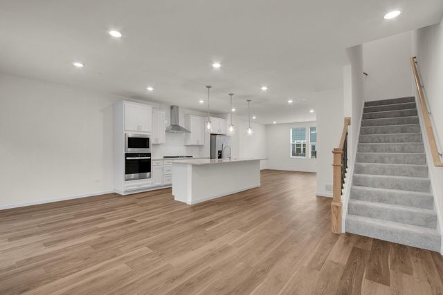 6275 Sandbelt Drive, Lisle, IL 60532