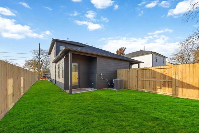 4502 Aledo Street, Houston, TX 77051