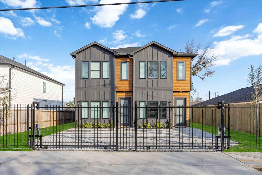 4502 Aledo Street, Houston, TX 77051