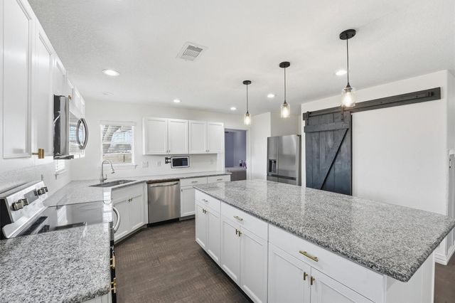 611 Reidland Road, Crosby, TX 77532