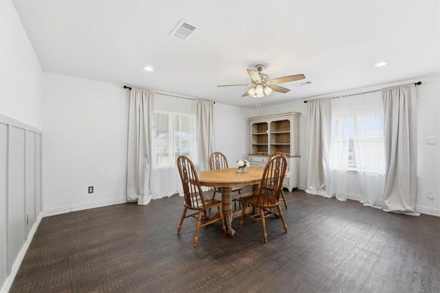 611 Reidland Road, Crosby, TX 77532