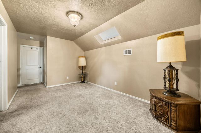 2210 S Memorial Court, Pasadena, TX 77502