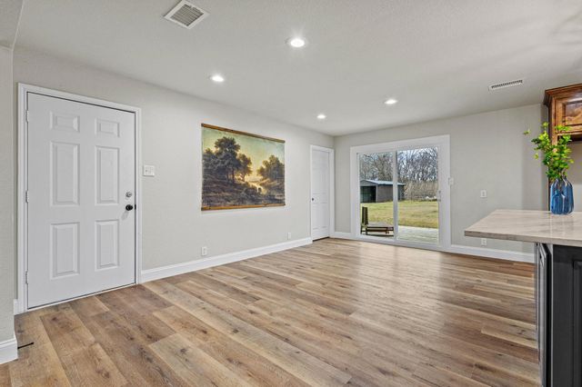 3327 Carriage Circle, Sherman, TX 75092