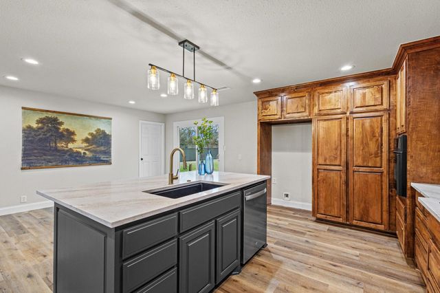 3327 Carriage Circle, Sherman, TX 75092