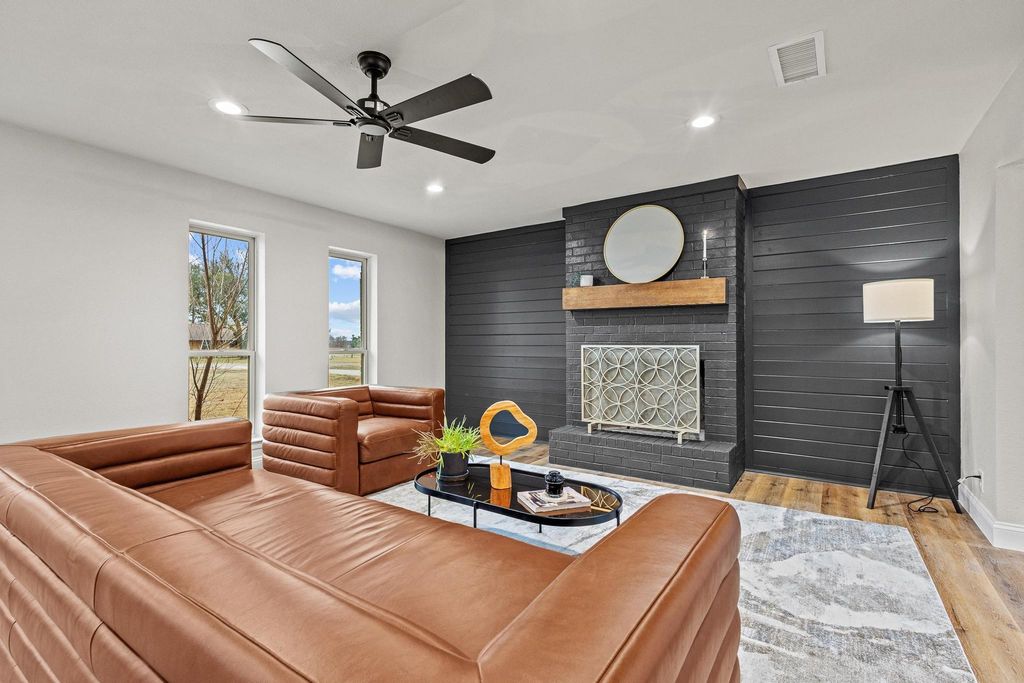 3327 Carriage Circle, Sherman, TX 75092