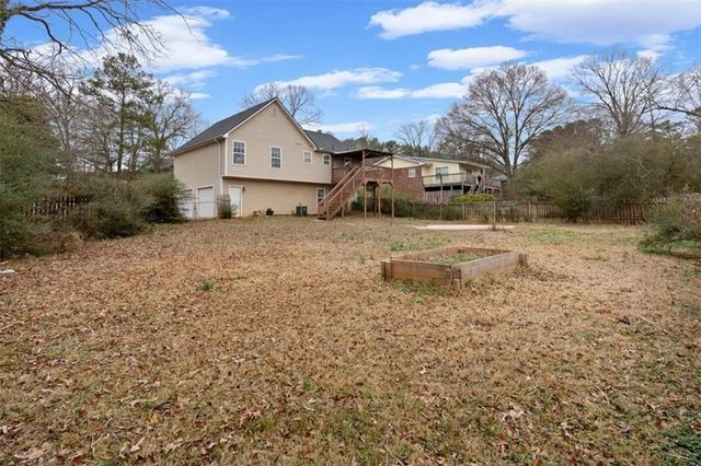 93 4th Street, Emerson, GA 30137