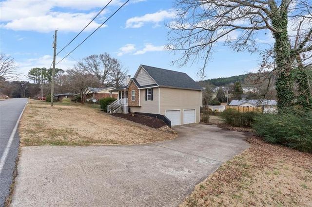 93 4th Street, Emerson, GA 30137