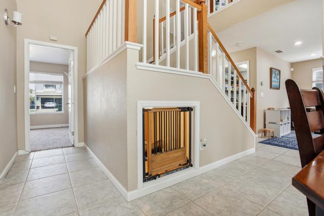 8870 Mandalay Way, Elk Grove, CA 95624