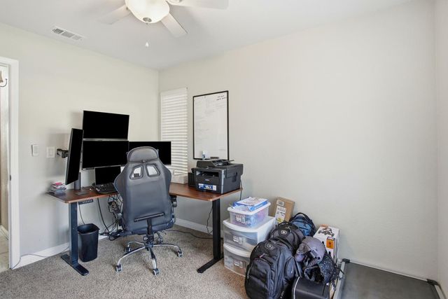 8870 Mandalay Way, Elk Grove, CA 95624