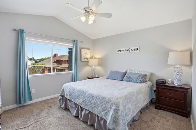 8870 Mandalay Way, Elk Grove, CA 95624