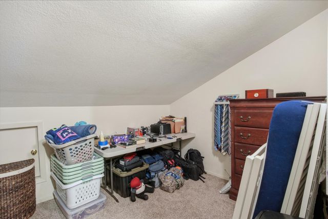 8870 Mandalay Way, Elk Grove, CA 95624