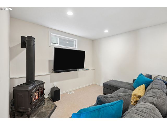 3067 Nw WILSON St, Portland, OR 97210