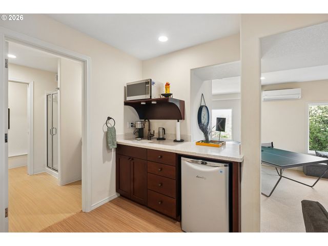 3067 Nw WILSON St, Portland, OR 97210