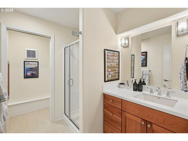 3067 Nw WILSON St, Portland, OR 97210