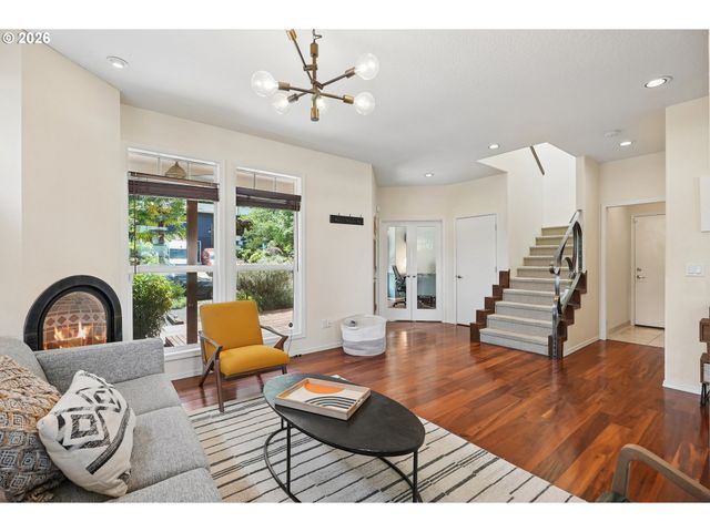 3067 Nw WILSON St, Portland, OR 97210