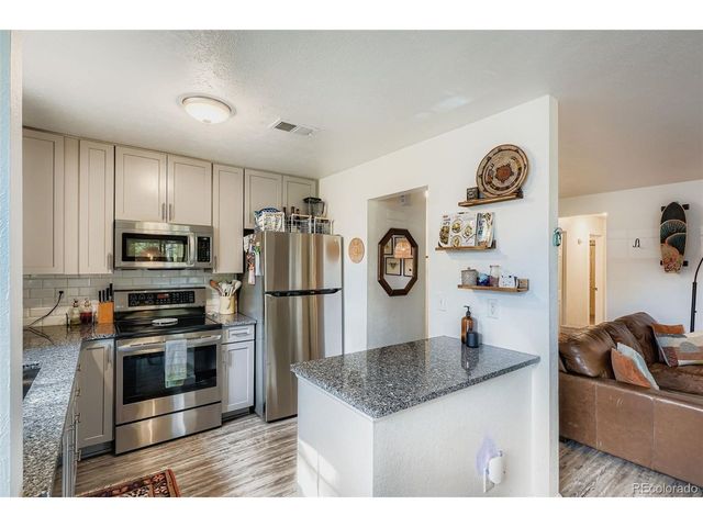 10960 W Florida Ave 104, Lakewood, CO 80232