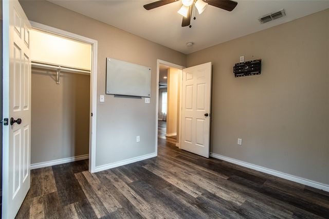 1221 Vance Dr, Corpus Christi, TX 78412