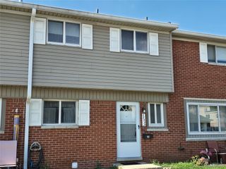 28928 Manchester Street, Westland, MI 48185