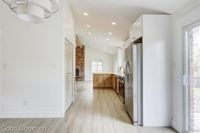 24250 Majestic Street, Oak Park, MI 48237