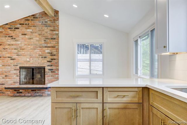 24250 Majestic Street, Oak Park, MI 48237