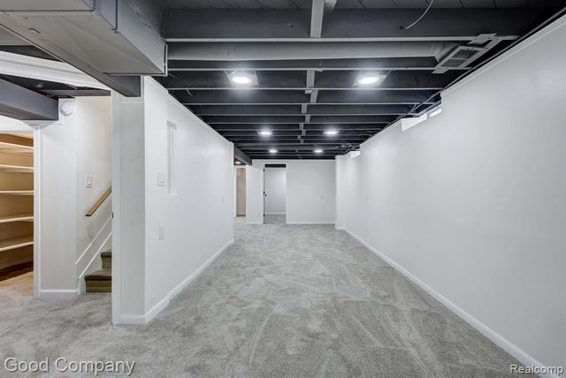 24250 Majestic Street, Oak Park, MI 48237