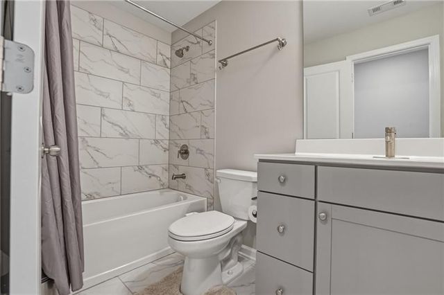 504 Elm Bluff Way, Lawrenceville, GA 30043