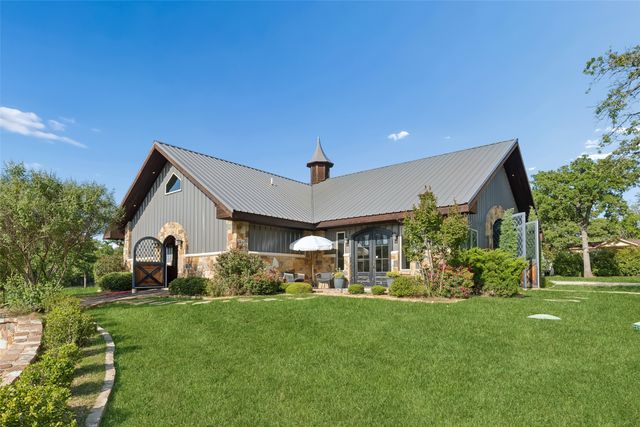 12630 Merrill Road, Pilot Point, TX 76258