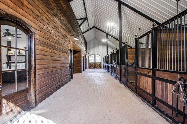 12630 Merrill Road, Pilot Point, TX 76258