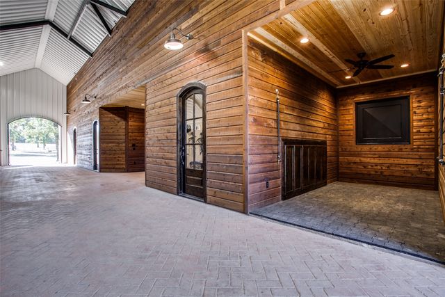 12630 Merrill Road, Pilot Point, TX 76258