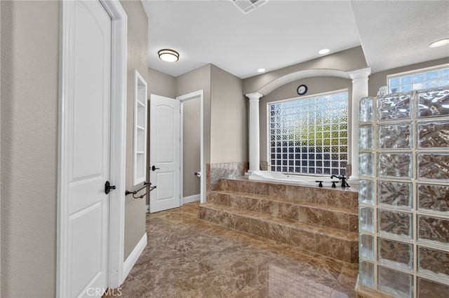 3834 N Golden Bear, Merced, CA 95340