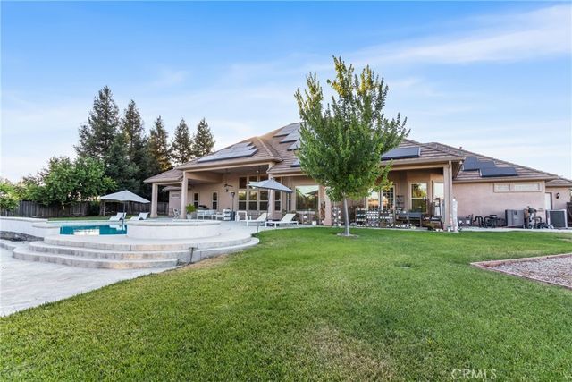 3834 N Golden Bear, Merced, CA 95340