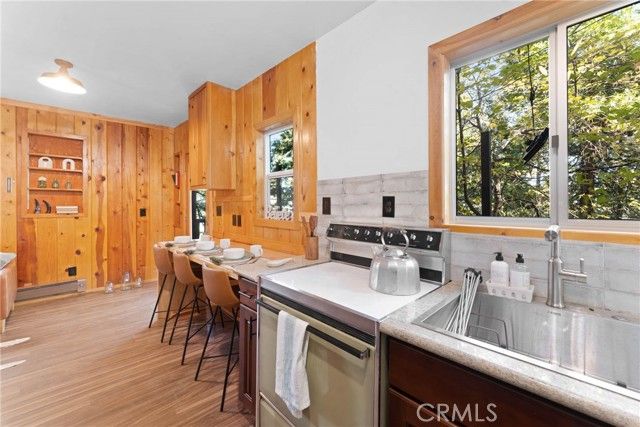 956 Mercury, Crestline, CA 92325