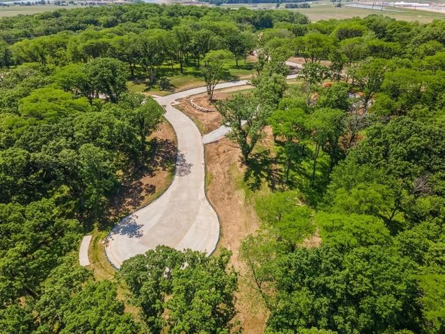 1383 S Timber Lane, West Des Moines, IA 50266