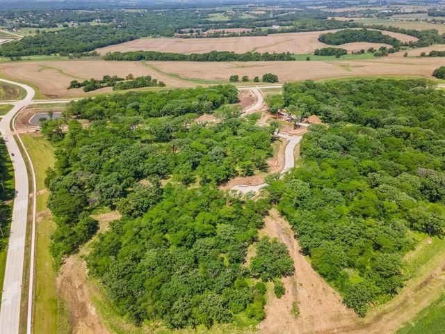 1383 S Timber Lane, West Des Moines, IA 50266