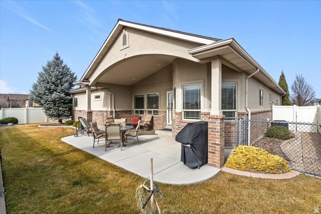 4695 W 4100 S, West Haven, UT 84401