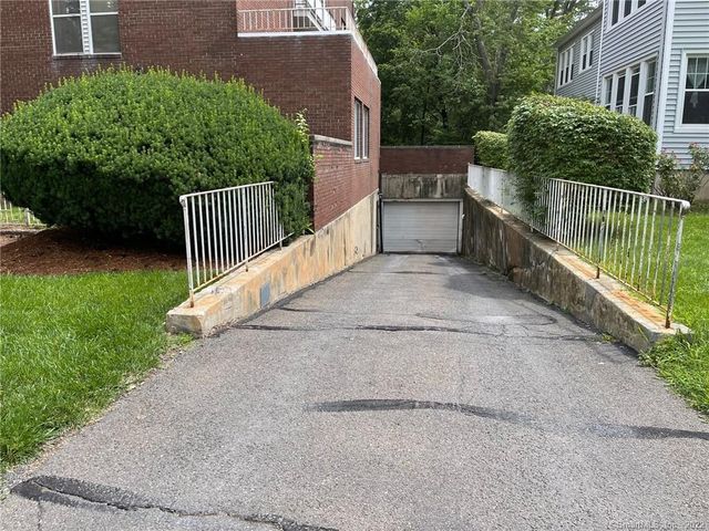 787 Farmington Avenue 1d, West Hartford, CT 06119