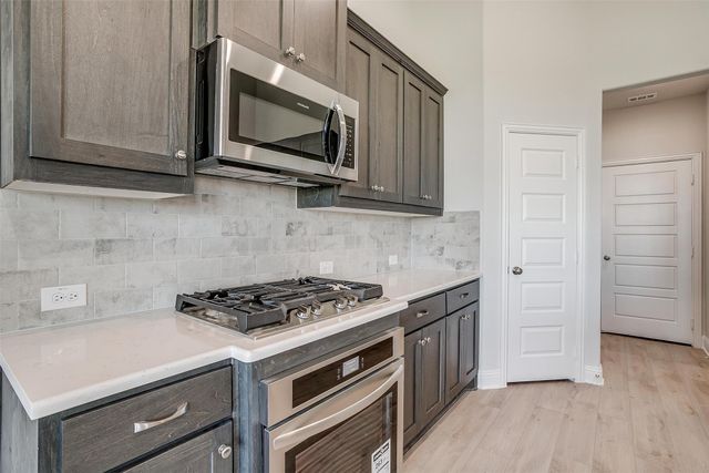 8230 Honeywell Avenue, Greenville, TX 75402