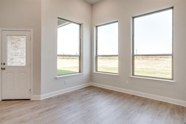 8230 Honeywell Avenue, Greenville, TX 75402