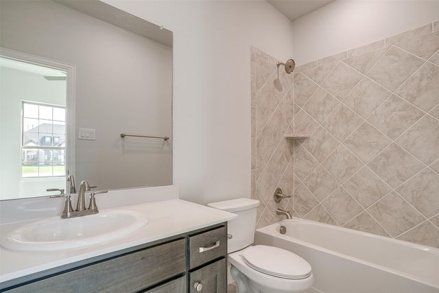 8230 Honeywell Avenue, Greenville, TX 75402