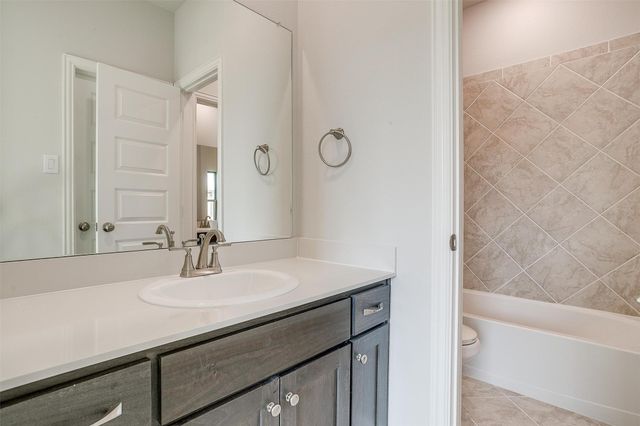 8230 Honeywell Avenue, Greenville, TX 75402